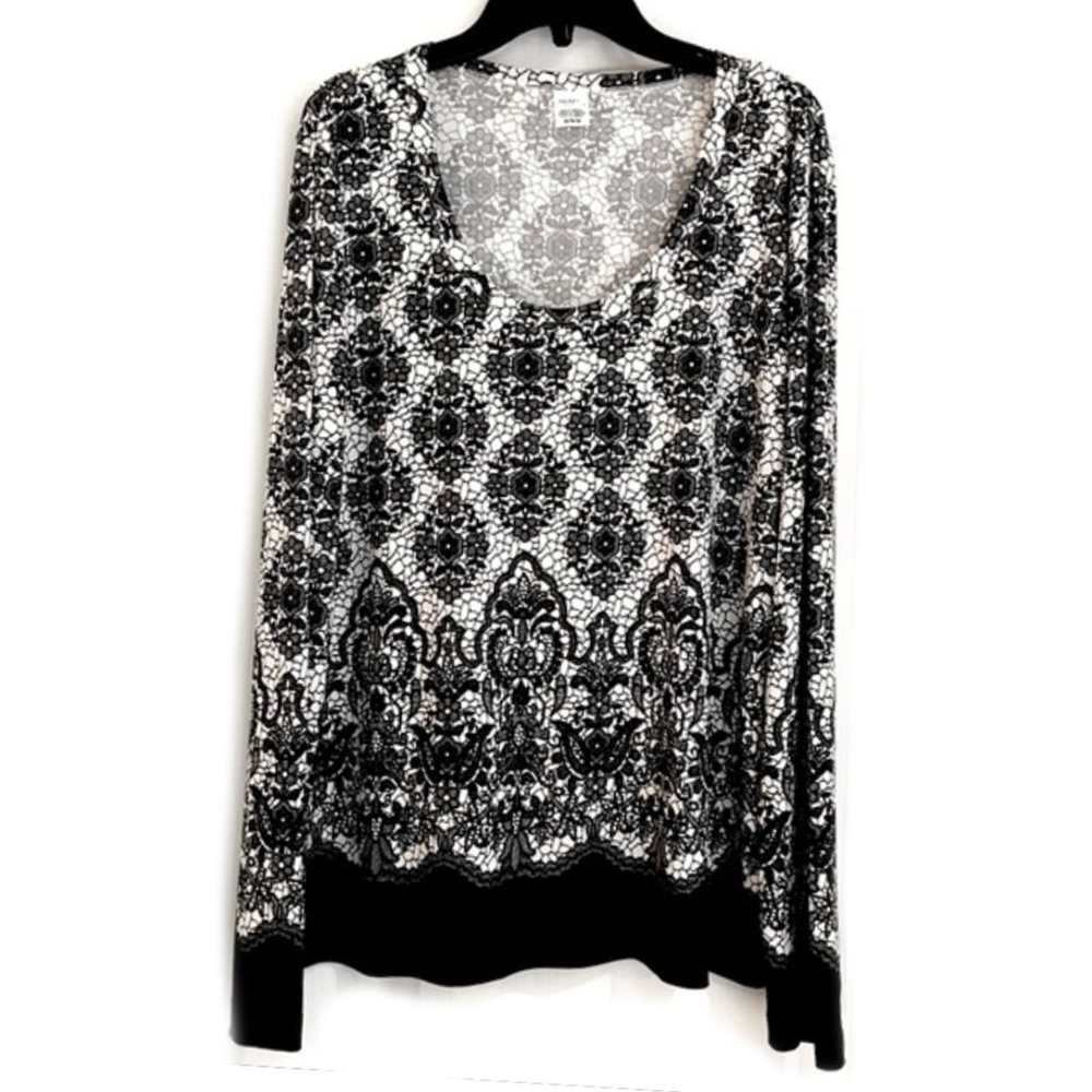 Jockey - Black & White Ornate Faux-Lace Pattern Longsleeve Top - Picture 2 of 11